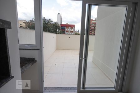 Área esterna sacada de apartamento para alugar com 2 quartos, 103m² em Vila Rosa, Novo Hamburgo