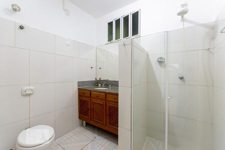 Banheiro Social de apartamento à venda com 2 quartos, 70m² em Ingá, Niterói