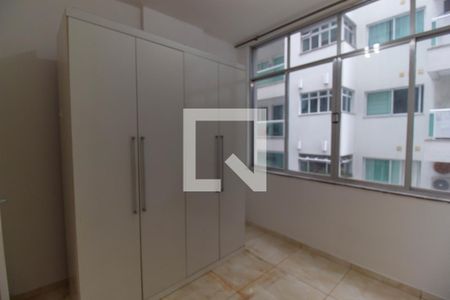 Quarto de apartamento à venda com 2 quartos, 70m² em Ingá, Niterói