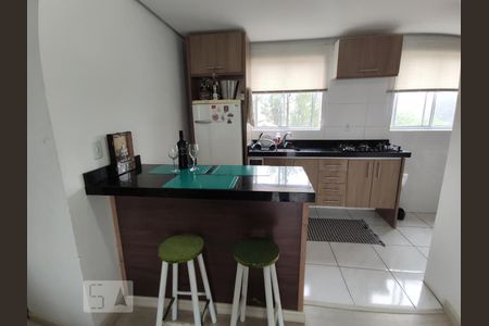 Cozinha de apartamento à venda com 2 quartos, 60m² em Loteamento Parque Recreio, São Leopoldo