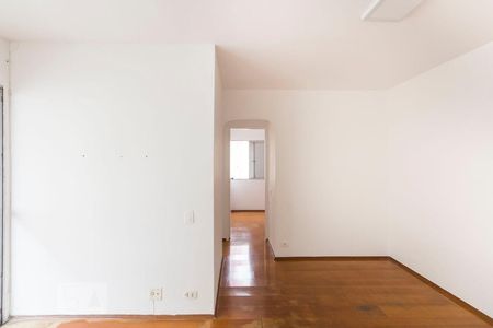 Sala de apartamento para alugar com 2 quartos, 72m² em Vila Guarani (z Sul), São Paulo