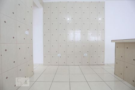 Cozinha de apartamento para alugar com 1 quarto, 60m² em Umuarama, Osasco
