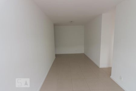 Sala de apartamento à venda com 3 quartos, 54m² em Pechincha, Rio de Janeiro