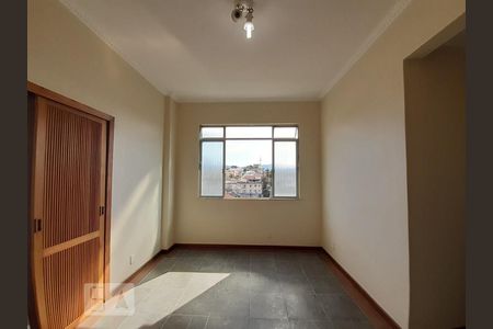 Sala de apartamento para alugar com 1 quarto, 60m² em Higienópolis, Rio de Janeiro