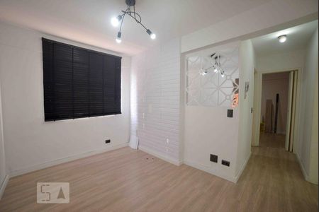 Apartamento para alugar com 37m², 2 quartos e 1 vagaSala