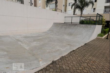 Apartamento à venda com 83m², 3 quartos e 1 vaga Apartamento à venda com 83m², 3 quartos e 1 vagaPista skate