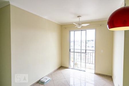 Sala de apartamento para alugar com 2 quartos, 51m² em Vila Antonieta, São Paulo