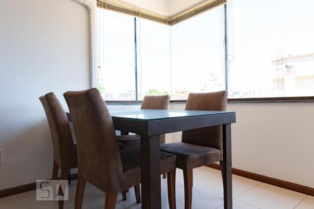 Sala de apartamento para alugar com 2 quartos, 61m² em Petrópolis, Porto Alegre