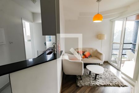 Sala de apartamento para alugar com 1 quarto, 43m² em Vila Suzana, São Paulo