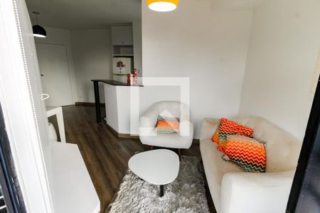 Sala de apartamento para alugar com 1 quarto, 43m² em Vila Suzana, São Paulo
