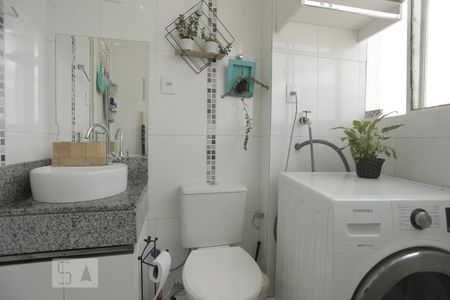 Banheiro de kitnet/studio à venda com 1 quarto, 27m² em Santa Efigênia, São Paulo