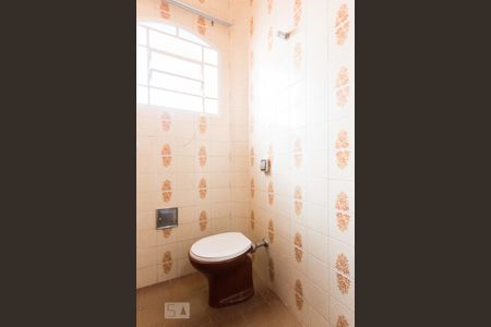 Casa para alugar com 432m², 4 quartos e 4 vagasLavabo