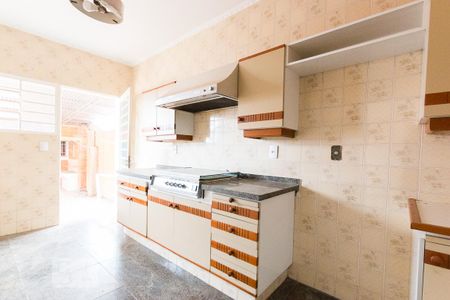 Casa para alugar com 432m², 4 quartos e 4 vagasCozinha