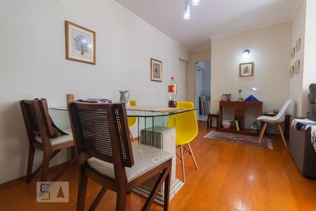 Apartamento para alugar com 72m², 3 quartos e 1 vagaSala