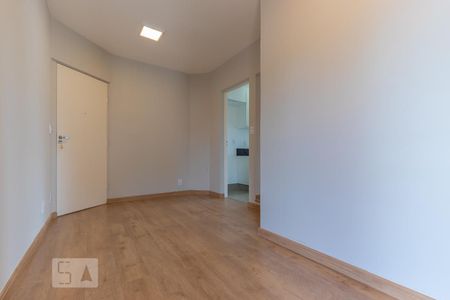 Sala de apartamento para alugar com 1 quarto, 36m² em Cambuí, Campinas