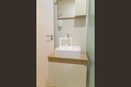Banheiro de kitnet/studio para alugar com 1 quarto, 37m² em Bela Vista, São Paulo