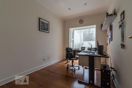 Escritorio de casa de condomínio para alugar com 4 quartos, 364m² em Vila Nova Caledônia, São Paulo