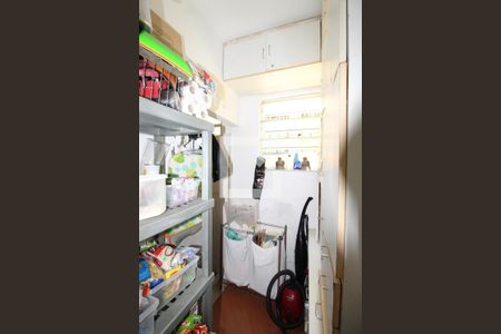 Casa de condomínio à venda com 240m², 3 quartos e 1 vagaQuarto de Serviço