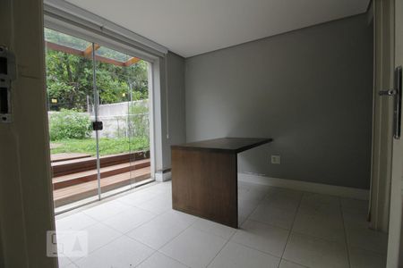 Copa de casa para alugar com 4 quartos, 320m² em Jardim Leonor, São Paulo
