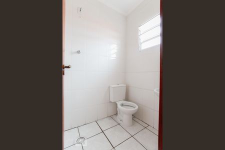 Banheiro da Suíte 1  de casa à venda com 3 quartos, 80m² em Vila Babilônia, São Paulo