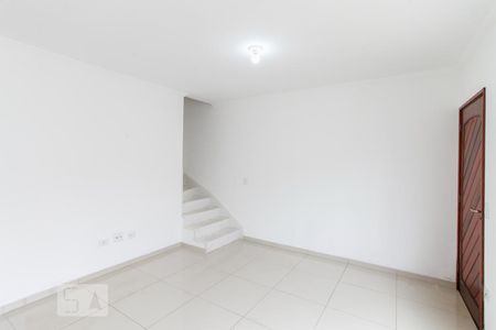 Sala de casa à venda com 3 quartos, 80m² em Vila Babilônia, São Paulo