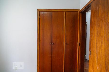 Apartamento à venda com 100m², 3 quartos e 1 vaga Apartamento à venda com 100m², 3 quartos e 1 vagaArmário do Quarto 2