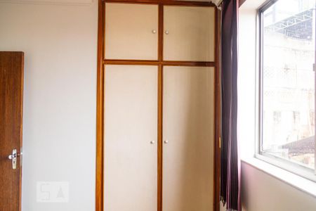 Apartamento à venda com 100m², 3 quartos e 1 vaga Apartamento à venda com 100m², 3 quartos e 1 vagaArmário do Quarto 3