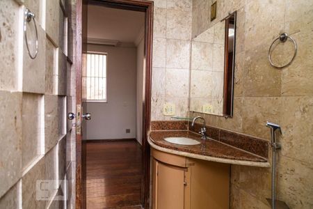 Apartamento à venda com 100m², 3 quartos e 1 vaga Apartamento à venda com 100m², 3 quartos e 1 vagaBanheiro da Suíte