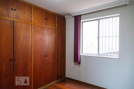 Apartamento à venda com 100m², 3 quartos e 1 vaga Apartamento à venda com 100m², 3 quartos e 1 vagaSuíte