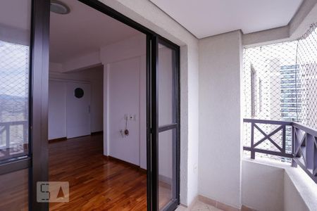 Varanda Sala de apartamento à venda com 3 quartos, 89m² em Vila Romana, São Paulo