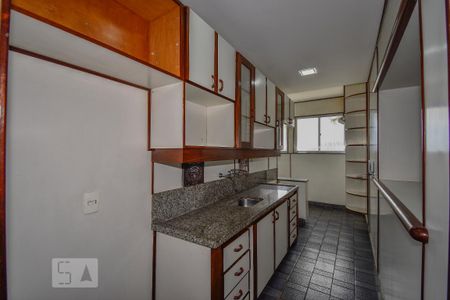 Apartamento para alugar com 120m², 2 quartos e 1 vagaCozinha