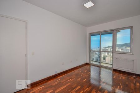 Apartamento para alugar com 120m², 2 quartos e 1 vagaQuarto 2 - Suíte, com varanda.