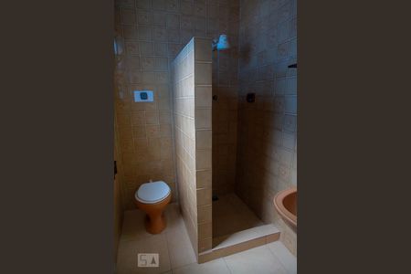 Banheiro de casa para alugar com 1 quarto, 60m² em Pilares, Rio de Janeiro