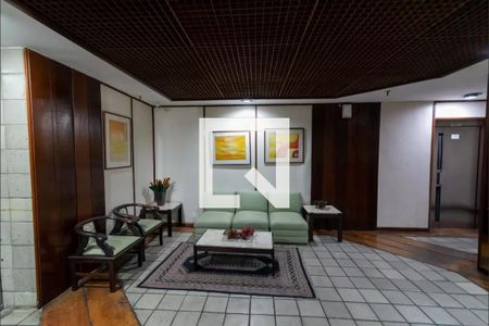 Apartamento à venda com 53m², 2 quartos e 1 vagaFachada e portaria