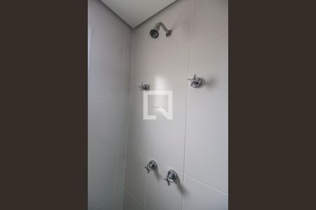 Apartamento à venda com 76m², 2 quartos e 2 vagasBanheiro da Suíte