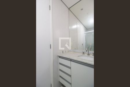 Apartamento à venda com 76m², 2 quartos e 2 vagasBanheiro Social