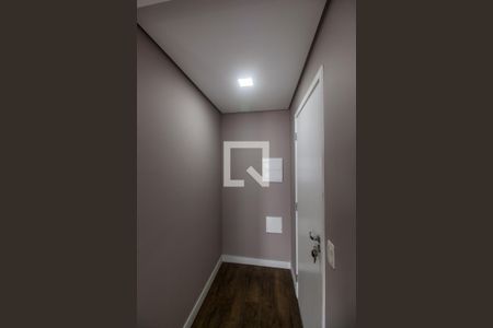 Hall de entrada de apartamento à venda com 2 quartos, 76m² em Centro, Barueri