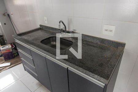 Apartamento à venda com 76m², 2 quartos e 2 vagasDetalhe cozinha