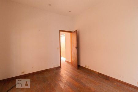 Casa à venda com 190m², 2 quartos e 1 vaga Casa à venda com 190m², 2 quartos e 1 vagaSuíte