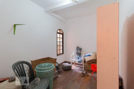 Quarto de casa à venda com 2 quartos, 190m² em Pinheiros, São Paulo