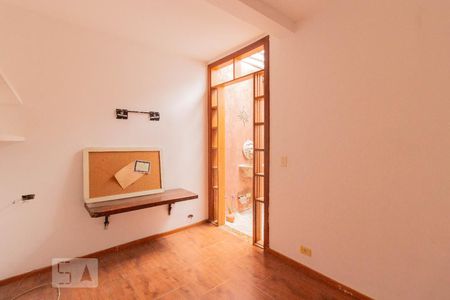 Sala de casa à venda com 2 quartos, 190m² em Pinheiros, São Paulo