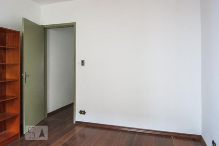 Casa de condomínio à venda com 130m², 4 quartos e 2 vagas Casa de condomínio à venda com 130m², 4 quartos e 2 vagasQuarto 3