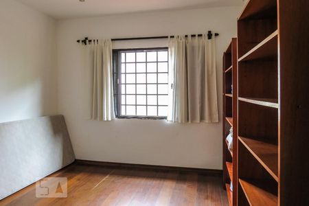 Casa de condomínio à venda com 130m², 4 quartos e 2 vagas Casa de condomínio à venda com 130m², 4 quartos e 2 vagasQuarto 3