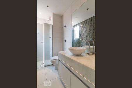 Apartamento para alugar com 76m², 2 quartos e 1 vagaBanheiro