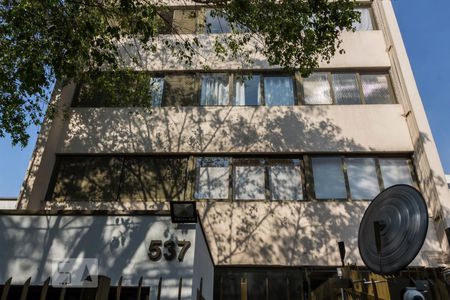 Apartamento para alugar com 76m², 2 quartos e 1 vagaFachada