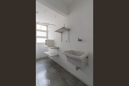 Apartamento para alugar com 76m², 2 quartos e 1 vagaÁrea de serviço