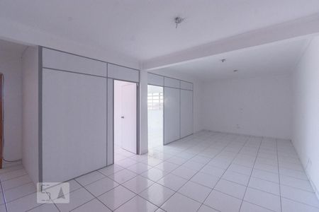 Sala e Cozinha de Apartamento com 2 quartos, 74m² Bairro Alto