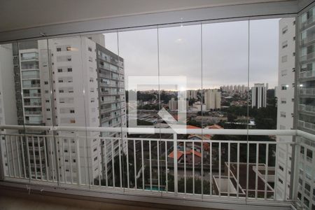 Apartamento para alugar com 65m², 2 quartos e 1 vagaSacada