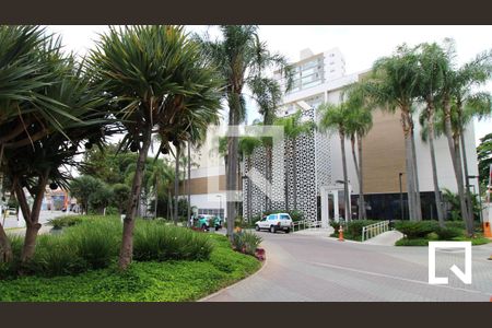 Apartamento para alugar com 65m², 2 quartos e 1 vaga Apartamento para alugar com 65m², 2 quartos e 1 vagaFachada e portaria