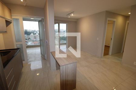 Sala/Cozinha de apartamento para alugar com 2 quartos, 65m² em Jardim Vazani, São Paulo